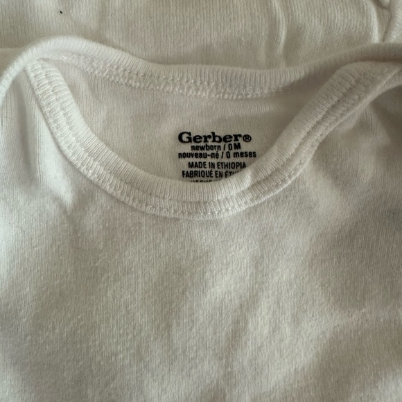 Gerber Baby Onesie Lot - Picture 5 of 5